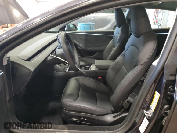 2025 Tesla Model 3 Long Range with VIN 5YJ3E1EB3SF904881, listed as a Copart auction lot 52704205 with 1,904 mi miles and Salvage Title. Bid and sale history available at DreamBid. Image 7.