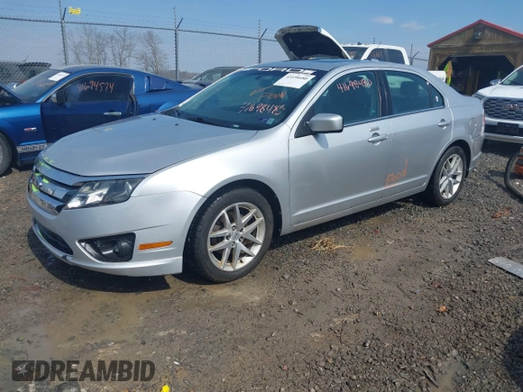 2012 Ford Fusion SEL with VIN 3FAHP0JG8CR392665, listed as a IAAI auction lot 41698480 with 193,095 mi miles. Bid and sale history available at carsss.com. Image 2.
