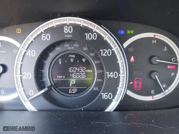 2015 Honda Accord Sedan LX with VIN 1HGCR2F38FA053825, listed as a IAAI auction lot 41671831 with 160,432 mi miles. Bid and sale history available at carsss.com. Image 15.