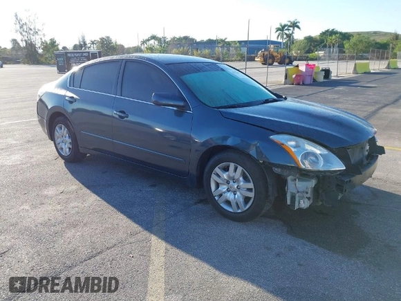 2012 Nissan Altima 2.5 SL with VIN 1N4AL2AP1CC229671, listed as a IAAI auction lot 41774055 with 158,315 mi miles. Bid and sale history available at carsss.com. Image 1.