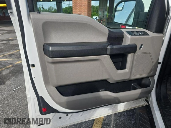 2017 Ford F-150 XL with VIN 1FTEX1EP4HFA17499, listed as a IAAI auction lot 42903943 with 182,867 mi miles and . Bid and sale history available at DreamBid. Image 32.