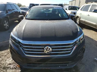 2020 Volkswagen Passat 2.0T SE with VIN 1VWSA7A33LC012683, listed as a Copart auction lot 71447962 with 25,757 mi miles. Bid and sale history available at carsss.com. Image 5.