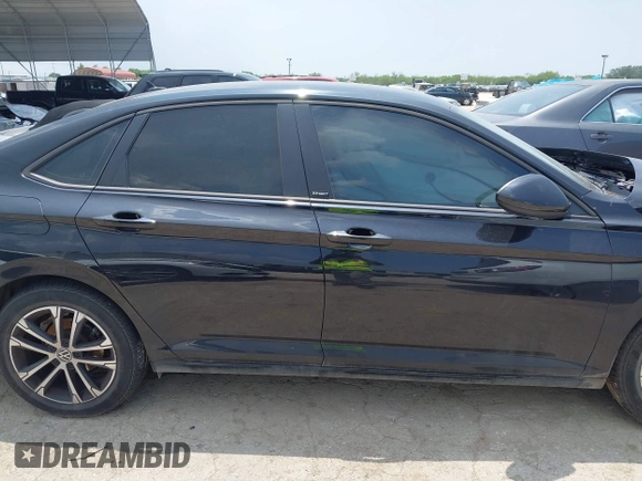 2024 Volkswagen Jetta Sport with VIN 3VWAM7BU3RM018730, listed as a IAAI auction lot 42158484 with 19,482 mi miles and . Bid and sale history available at DreamBid. Image 13.