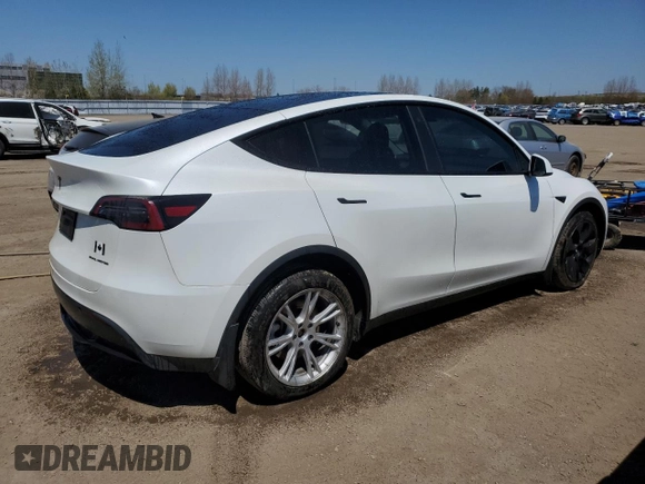 2023 Tesla Model Y Long Range z VIN 7SAYGDEE3PF772663, wystawiony jako Copart lot #56470455 z przebiegiem 50 705 mil mil oraz Czysty tytuł • Clean title. Historia ofert i sprzedaży dostępna na DreamBid. Obrazek 3.