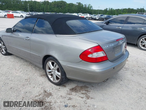 2007 Mercedes-Benz CLK 350 with VIN WDBTK56FX7F220719, listed as a IAAI auction lot 42203211 with 119,121 mi miles and . Bid and sale history available at DreamBid. Image 3.