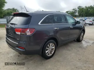 2017 Kia Sorento LX with VIN 5XYPG4A35HG328000, listed as a Copart auction lot 50140365 with 139,858 mi miles and Clean Title. Bid and sale history available at carsss.com. Image 3.