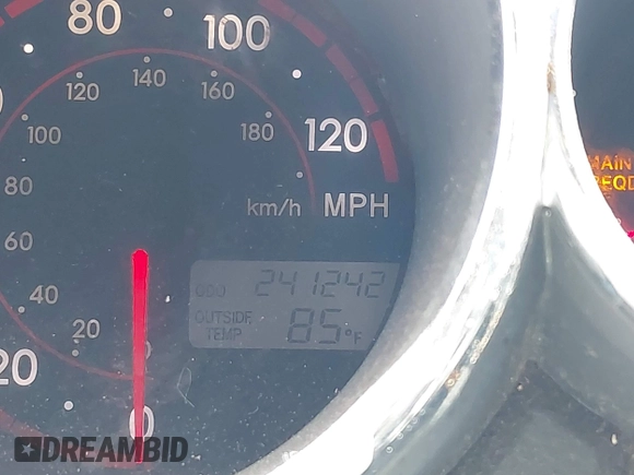 2006 Toyota Matrix STD with VIN 2T1KR32E96C603262, listed as a IAAI auction lot 41982681 with 241,242 mi miles and . Bid and sale history available at carsss.com. Image 7.