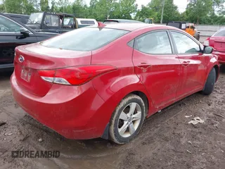 2013 Hyundai Elantra GLS с VIN KMHDH4AE6DU945363, выставлен на аукционе IAAI как лот 42333573 с пробегом 123 417 миль миль и . История ставок и продаж доступна на DreamBid. Изображение 4.