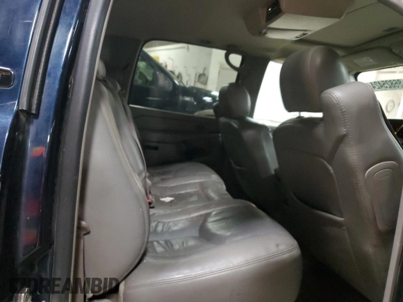2006 Chevrolet Suburban LS with VIN 1GNFK16Z66J129399, listed as a Copart auction lot 86825424 with 266,164 mi miles and Salvage Title. Bid and sale history available at carsss.com. Image 11.