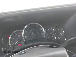 2005 Cadillac Escalade ESV z VIN 3GYFK66NX5G196181, wystawiony jako IAAI lot #41627424 z przebiegiem 269 961 mil mil oraz . Historia ofert i sprzedaży dostępna na DreamBid. Obrazek 7.