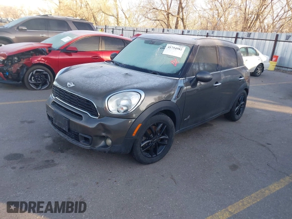2012 MINI Countryman S z VIN WMWZC5C5XCWL55632, wystawiony jako IAAI lot #41754982 z przebiegiem 134 866 mil mil oraz . Historia ofert i sprzedaży dostępna na DreamBid. Obrazek 2.