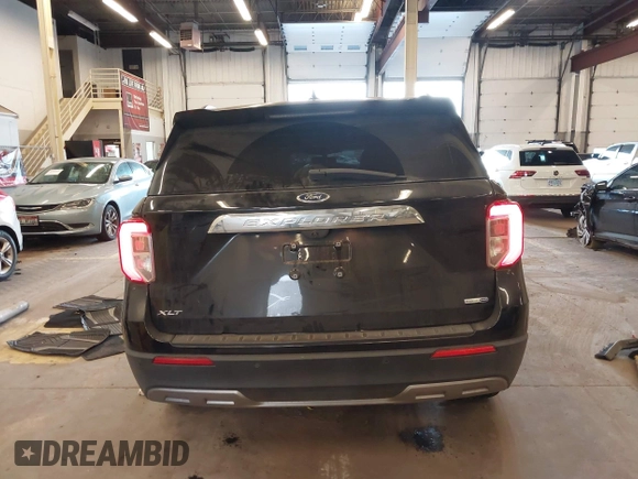 2020 Ford Explorer XLT z VIN 1FMSK8DH1LGA28432, wystawiony jako IAAI lot #41980349 z przebiegiem 40 031 mil mil oraz . Historia ofert i sprzedaży dostępna na DreamBid. Obrazek 17.