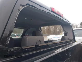 2018 Chevrolet Silverado 1500 LT with VIN 3GCUKREC5JG460979, listed as a IAAI auction lot 41741667 with 122,931 mi miles. Bid and sale history available at carsss.com. Image 12.