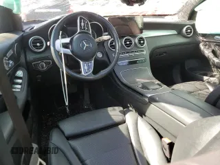 2020 Mercedes-Benz GLC 300 z VIN WDC0G8EB0LF715022, wystawiony jako Copart lot #54675145 z przebiegiem Nie podano mil oraz Czysty tytuł • Clean title. Historia ofert i sprzedaży dostępna na DreamBid. Obrazek 8.