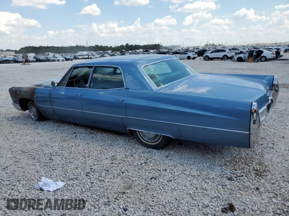 1967 Cadillac DeVille z VIN L7112679, wystawiony jako Copart lot #67846944 z przebiegiem Nie podano mil oraz Szkoda całkowita • Salvage title. Historia ofert i sprzedaży dostępna na DreamBid. Obrazek 2.
