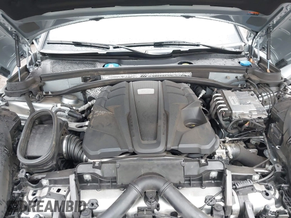 2022 Porsche Macan Turbo with VIN WP1AF2A52NLB31072, listed as a IAAI auction lot 41444252 with 38,595 mi miles and . Bid and sale history available at DreamBid. Image 10.