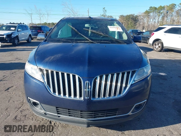 2012 Lincoln MKX with VIN 2LMDJ6JK5CBL11685, listed as a IAAI auction lot 41698099 with 155,266 mi miles. Bid and sale history available at carsss.com. Image 12.