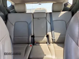 2018 Hyundai Santa Fe 2.4L с VIN 5XYZU3LB9JG535186, выставлен на аукционе Copart как лот 60098585 с пробегом 105 128 миль миль и Списание • Salvage title. История ставок и продаж доступна на DreamBid. Изображение 10.