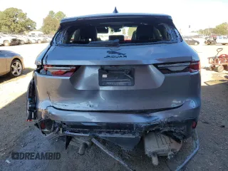 2024 Jaguar F-Pace R-Dynamic S z VIN SADCT2EX6RA724714, wystawiony jako Copart lot #80552264 z przebiegiem 29 727 mil mil oraz Szkoda całkowita • Salvage title. Historia ofert i sprzedaży dostępna na DreamBid. Obrazek 6.