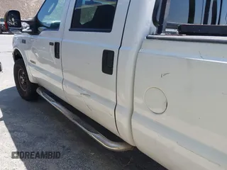 2004 Ford F-350 XL with VIN 1FTSW31P84ED21703, listed as a IAAI auction lot 42644063 with 297,096 mi miles and . Bid and sale history available at DreamBid. Image 19.