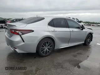 2022 Toyota Camry SE z VIN 4T1G11AK9NU708664, wystawiony jako Copart lot #53104275 z przebiegiem 77 421 mil mil oraz Szkoda całkowita • Salvage title. Historia ofert i sprzedaży dostępna na DreamBid. Obrazek 3.