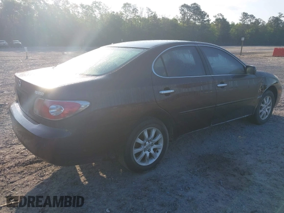 2004 Lexus ES 330 with VIN JTHBA30G345032839, listed as a IAAI auction lot 41976305 with 82,848 mi miles. Bid and sale history available at carsss.com. Image 4.