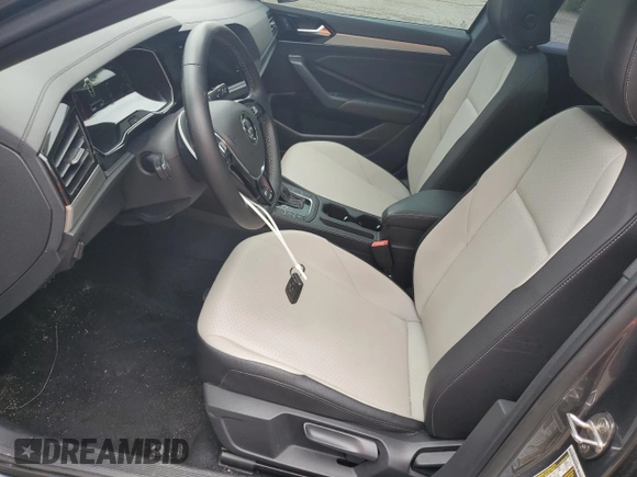 2019 Volkswagen Jetta SEL z VIN 3VWE57BU7KM275491, wystawiony jako Copart lot #61623725 z przebiegiem 107 071 mil mil oraz Szkoda całkowita • Salvage title. Historia ofert i sprzedaży dostępna na DreamBid. Obrazek 7.