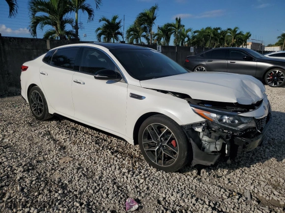 2019 Kia Optima SX with VIN 5XXGW4L29KG367000, listed as a Copart auction lot 72191104 with 103,364 mi miles and Salvage Title. Bid and sale history available at carsss.com. Image 4.