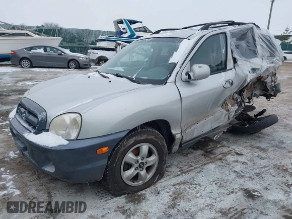 2005 Hyundai Santa Fe GLS with VIN KM8SC73D35U912897, listed as a IAAI auction lot 41401372 with 260,843 mi miles and . Bid and sale history available at DreamBid. Image 2.