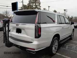 2021 Cadillac Escalade ESV Premium Luxury z VIN 1GYS4KKL7MR424075, wystawiony jako Copart lot #44277245 z przebiegiem 43 637 mil mil oraz Czysty tytuł • Clean title. Historia ofert i sprzedaży dostępna na DreamBid. Obrazek 4.