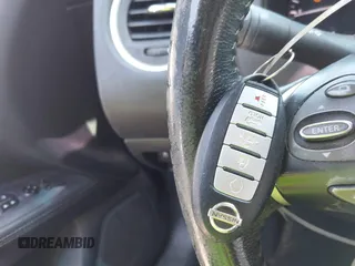 2014 Nissan Pathfinder SV z VIN 5N1AR2MMXEC684429, wystawiony jako IAAI lot #42233673 z przebiegiem 135 593 mil mil oraz . Historia ofert i sprzedaży dostępna na DreamBid. Obrazek 11.