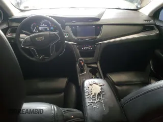 2017 Cadillac XT5 Luxury AWD z VIN 1GYKNDRS9HZ218719, wystawiony jako Copart lot #60915135 z przebiegiem 168 309 mil mil oraz Szkoda całkowita • Salvage title. Historia ofert i sprzedaży dostępna na DreamBid. Obrazek 8.