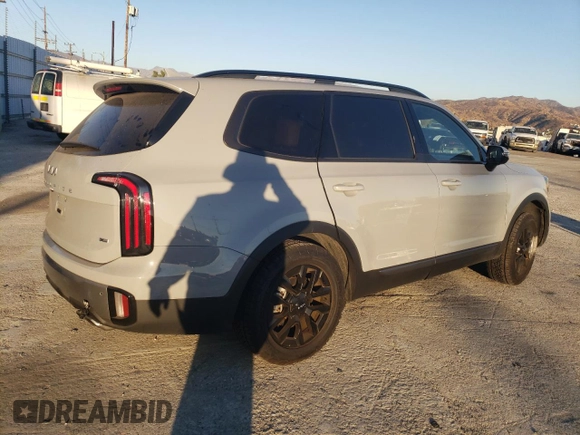 2023 Kia Telluride SX X-Line with VIN 5XYP5DGC9PG364624, listed as a Copart auction lot 80319664 with 12,574 mi miles and Salvage title. Bid and sale history available at DreamBid. Image 3.