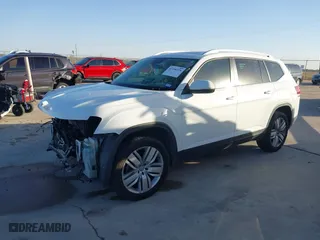 2019 Volkswagen Atlas 3.6L V6 SE w/Technology with VIN 1V2WR2CA9KC532816, listed as a IAAI auction lot 41196226 with 84,686 mi miles. Bid and sale history available at carsss.com. Image 17.