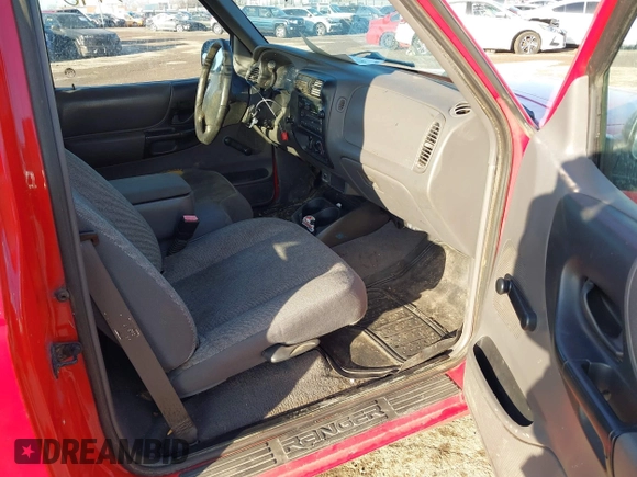 2001 Ford Ranger XL with VIN 1FTYR10C21TA03524, listed as a IAAI auction lot 41673490 with 59,522 mi miles. Bid and sale history available at carsss.com. Image 5.