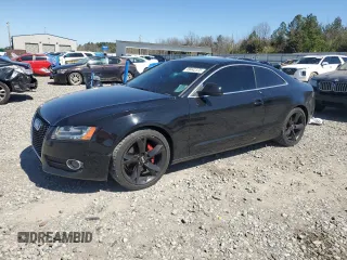 2009 Audi A5 z VIN WAUDK78T79A031317, wystawiony jako Copart lot #49442375 z przebiegiem 146 857 mil mil oraz Szkody całkowita. Historia ofert i sprzedaży dostępna na DreamBid. Obrazek 1.