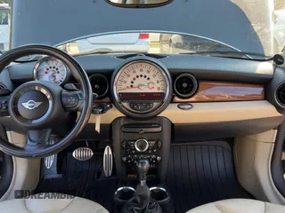 2011 MINI Hardtop S with VIN WMWSV3C57BTY11344, listed as a Copart auction lot 75827444 with 81,874 mi miles and Clean Title. Bid and sale history available at DreamBid. Image 9.
