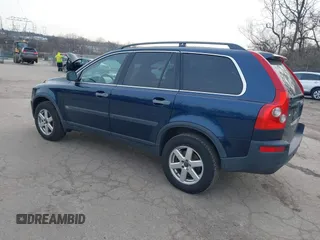 2004 Volvo XC90 with VIN YV1CM59H741117317, listed as a IAAI auction lot 41581357 with 300,681 mi miles. Bid and sale history available at carsss.com. Image 3.