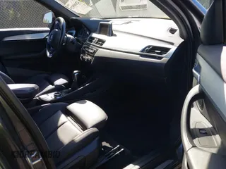 2017 BMW X1 xDrive28i with VIN WBXHT3C31H5F80056, listed as a IAAI auction lot 42049925 with 64,471 mi miles and . Bid and sale history available at DreamBid. Image 5.