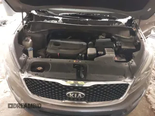 2016 Kia Sorento LX with VIN 5XYPG4A37GG013620, listed as a IAAI auction lot 41622185 with 109,938 mi miles. Bid and sale history available at carsss.com. Image 10.