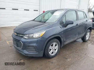 2019 Chevrolet Trax LS with VIN 3GNCJNSB9KL184972, listed as a IAAI auction lot 41724874 with 112,114 mi miles. Bid and sale history available at carsss.com. Image 17.