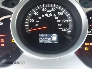 2007 Toyota Highlander Hybrid with VIN JTEGW21A370018109, listed as a IAAI auction lot 41410286 with 261,927 mi miles. Bid and sale history available at carsss.com. Image 7.