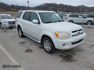 2006 Toyota Sequoia Limited with VIN 5TDBT48A06S275930, listed as a IAAI auction lot 41565423 with 192,993 mi miles. Bid and sale history available at carsss.com. Image 1.