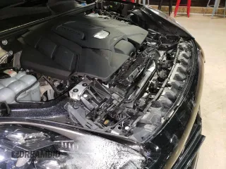 2020 Porsche Cayenne S z VIN WP1AB2AY1LDA27136, wystawiony jako Copart lot #70568372 z przebiegiem 36 709 mil mil oraz . Historia ofert i sprzedaży dostępna na DreamBid. Obrazek 18.