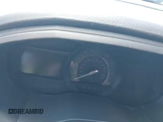 2024 Ford Edge SE z VIN 2FMPK4G99RBB18608, wystawiony jako IAAI lot #42430244 z przebiegiem Nie podano mil oraz . Historia ofert i sprzedaży dostępna na DreamBid. Obrazek 7.