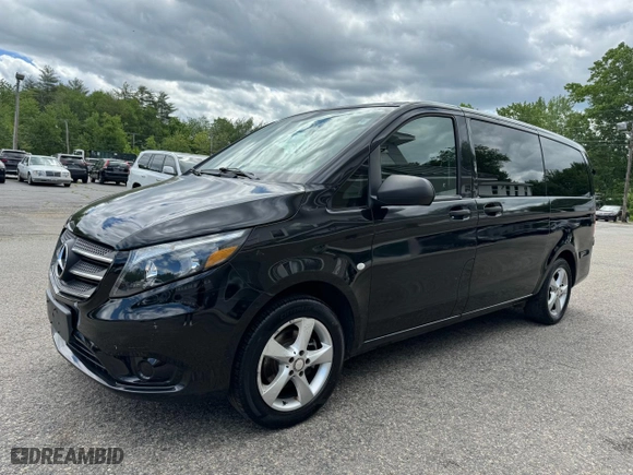 2018 Mercedes-Benz Metris Passenger Van with VIN WD4PG2EE6J3351382, listed as a Copart auction lot 57672754 with 182,634 mi miles and Clean Title. Bid and sale history available at carsss.com. Image 2.
