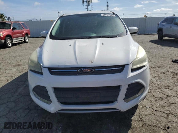 2013 Ford Escape SE z VIN 1FMCU0GX7DUC48180, wystawiony jako Copart lot #47771965 z przebiegiem Nie podano mil oraz Czysty tytuł • Clean title. Historia ofert i sprzedaży dostępna na DreamBid. Obrazek 5.