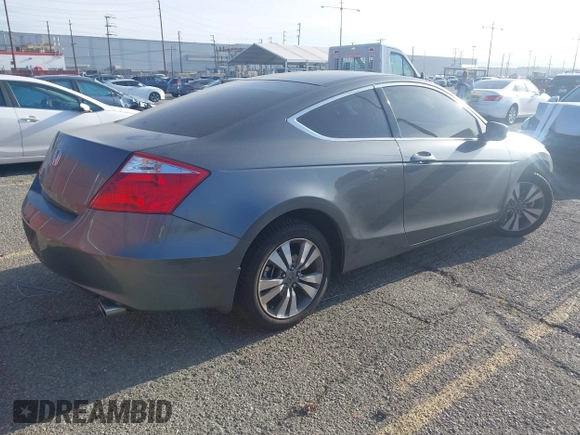 2009 Honda Accord EX z VIN 1HGCS12759A018803, wystawiony jako IAAI lot #41975016 z przebiegiem 107 013 mil mil oraz . Historia ofert i sprzedaży dostępna na DreamBid. Obrazek 4.