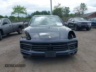 2023 Porsche Cayenne z VIN WP1AA2AY4PDA04443, wystawiony jako IAAI lot #42356928 z przebiegiem 29 630 mil mil oraz . Historia ofert i sprzedaży dostępna na DreamBid. Obrazek 13.