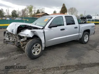 2006 Dodge Dakota SLT z VIN 1D7HW48N56S703704, wystawiony jako Copart lot #55040835 z przebiegiem 171 000 mil mil oraz Szkoda całkowita • Salvage title. Historia ofert i sprzedaży dostępna na DreamBid. Obrazek 1.